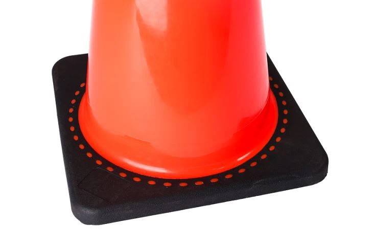 Cono PVC con base negra - Imagen 3